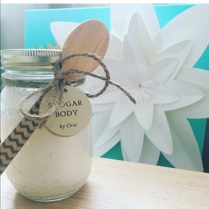 ALL NATURAL SUGAR BODY SCRUBS